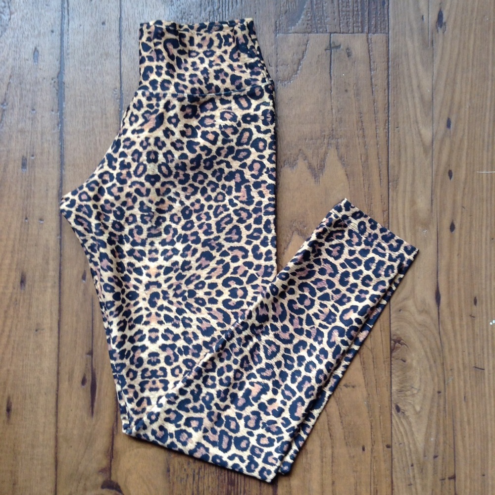 Yoga pants/ leggings